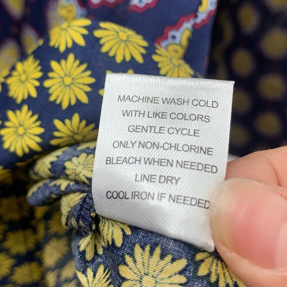 Earthbound Trading Co. Mixed Print Boho Tiered Peasant Tunic, size M - Picture 9 of 11